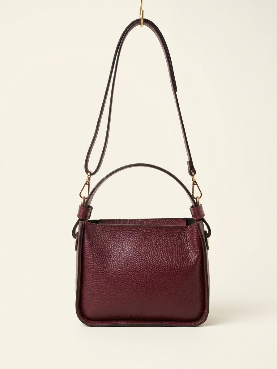 Leila Minimalist Leather Bucket Bag - Champagne Gold Maximus
