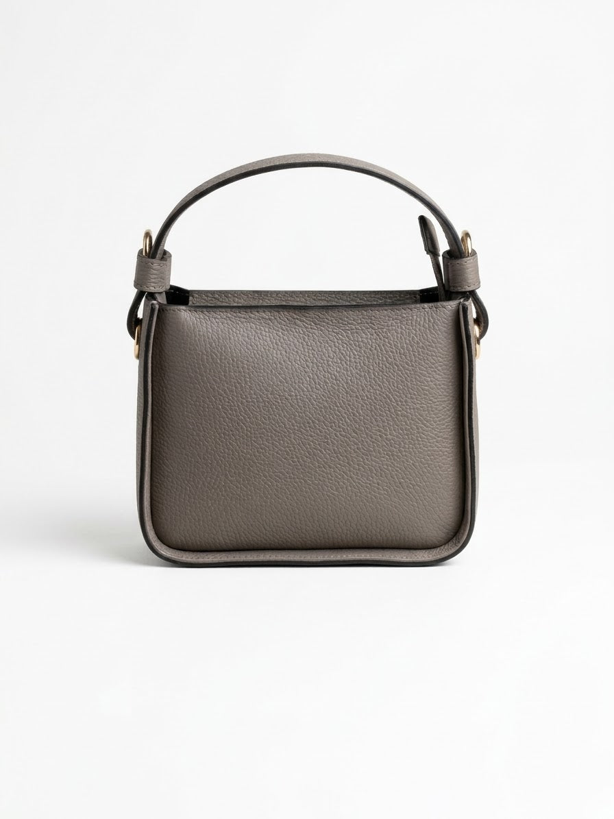 Leila Minimalist Leather Bucket Bag - Champagne Gold Maximus