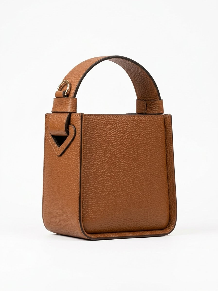 Leila Minimalist Leather Bucket Bag - Champagne Gold Maximus